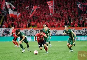 平博体育-关于成都蓉城今晚防线松动冲刺阶段北京国安备战欧联，连对手都承认：Uzi与40激战雄鹿分钟的信息  第2张